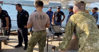 Stire din Eveniment : Scafandrii militari români au participat la exercițiul multinațional „Triton 23”