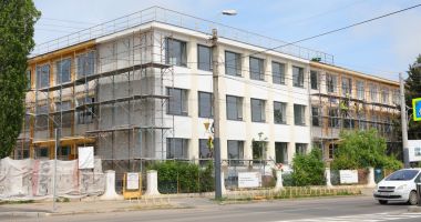 Stire din Social : Când se încheie lucrările de modernizare ale Școlii Gimnaziale nr. 23?