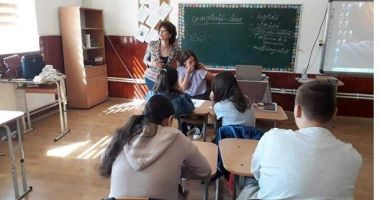 Stire din Cultură-Educație : "Venim la școală pentru un viitor mai bun", un proiect în beneficiul elevilor Școlii 40