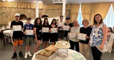 Stire din Cultură-Educație : Delegație a Școlii Nr. 1 Poarta Albă, participantă la o întâlnire transnaţională în Italia