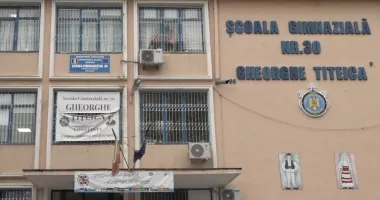 Stire din Cultură-Educație : Elevii dârdâie în sălile de clasă. Școala nr. 30 din Constanța, fără căldură de mai multe zile