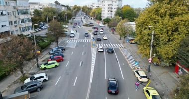 Stire din Social : Alte două scuaruri mediane au fost amenajate pe strada Soveja