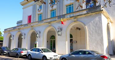 Stire din Cultură-Educație : Seară lirică la Teatrul ”Oleg Danovski”, cu participarea unui multi-premiat elev al Colegiului de Arte