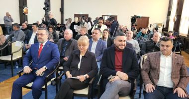 Stire din Politică-Administrație : Aleşii locali au decis! CSM Constanţa nu va beneficia de niciun împrumut din partea municipalităţii