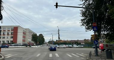Stire din Social : O săptămână fără semafoare în intersecția străzii Soveja cu Dezrobirii