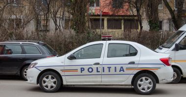Stire din Eveniment : Doi tineri, prinși când făceau sex în mașină, pe strada Interioară 3