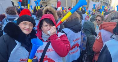 Stire din Social : Angajaţii din Sănătate rămân cu aceleaşi sporuri, din anul 2018