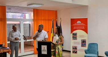 Stire din Cultură-Educație : A patra ediție a taberei speciale de vară, inaugurată la Jupiter