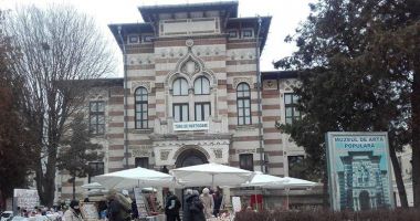 Stire din Cultură-Educație : Peste 30 de creatori la a XIX-a ediție a Târgului de Mărțișoare de la Muzeul de Artă Populară