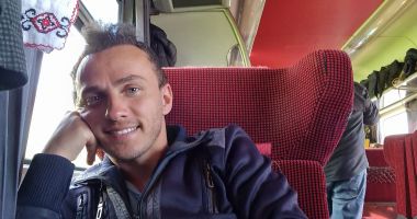 Stire din Eveniment : Artistul Mihai Trăistariu, lăsat fără permisul auto de Poliție. „E bine și cu trenul”
