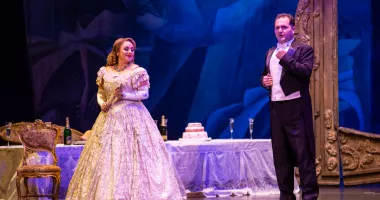 Stire din Cultură-Educație : „Traviata” revine în weekend pe scena Teatrului „Oleg Danovski“