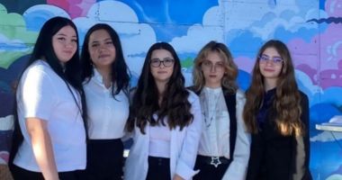 Stire din Cultură-Educație : Uniunea Elevilor Reprezentanți are o nouă conducere