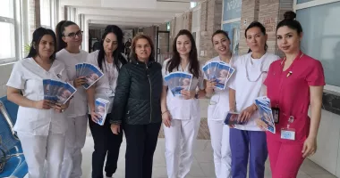 Stire din Social : Viitoarele mame, informate direct în maternitate despre vaccinarea copiilor