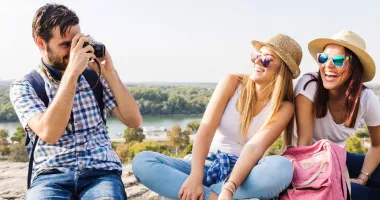 Stire din Actualitate : Modificări la voucherele de vacanță pentru angajați în 2026. Cum vor putea fi utilizate