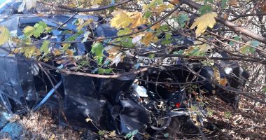 GALERIE FOTO. ACCIDENT GRAV la Tuzla. MAȘINI DISTRUSE și TREI VICTIME - 3