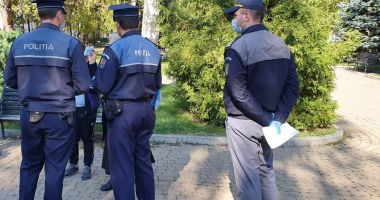 Stire din Eveniment : Zeci de constănțeni amendați pentru nerespectarea restricțiilor anti-Covid