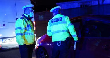 Stire din Eveniment : RAZII pe străzile și prin localurile din județul Constanța. Zeci de amenzi date de Poliție