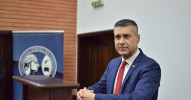 Stire din Cultură-Educație : Ambasadorul Israelului, E.S. David Saranga, față-n față cu universitari constănțeni