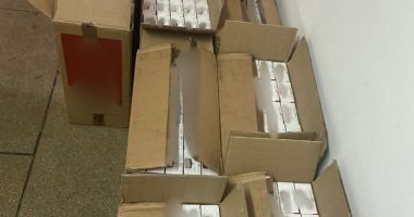 Bărbat reţinut pentru contrabandă cu ţigări, în Portul Constanţa - 2