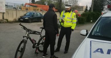 Stire din Eveniment : Bicicliștii, în atenția polițiștilor rutieri din Constanța