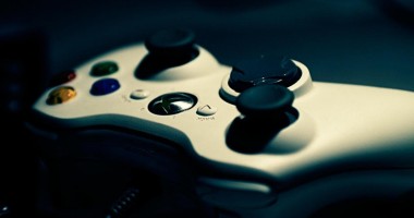 Stire din Diverse : Noul Xbox va comunica cu tine verbal