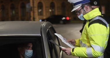 Stire din Eveniment : Bărbat amendat pentru încălcarea carantinei