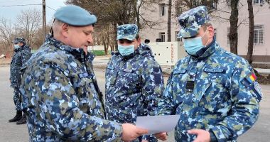 Stire din Eveniment : Ceremonie de trecere în rezervă și embleme de merit pentru militarii de la Capu Midia