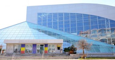 Stire din Social : Continuă vaccinarea populaţiei anti-COVID, la Pavilionul Expoziţional din Constanţa