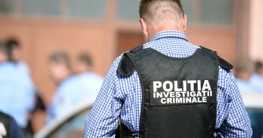 Stire din Eveniment : MOARTE SUSPECTĂ la Năvodari: victima, o femeie de 36 de ani