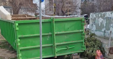 Stire din Social : Constănțenii îşi pot depune deșeurile voluminoase doar în anumite zone ale oraşului