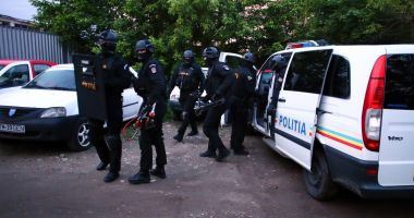 Stire din Eveniment : PERCHEZIȚII în Constanța: grupare de proxeneți căuta clienți pe rețelele de socializare!