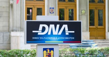 Stire din Eveniment : Procurorii DNA Constanța fac percheziții, în aceste momente, la Consiliul Județean Călărași