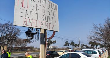 Revoltă la Poliția Mangalia! Se cere demisia șefului unității: „Ne amenință că am avea AMANTE!” - 6
