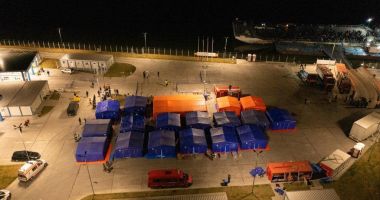 GALERIE FOTO. TEROAREA RĂZBOIULUI i-a alungat din casele lor! Tabăra mobilă a ISU Constanța, trimisă la Tulcea - 2
