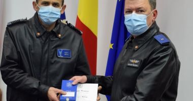 Distincții pentru militari, la Baza 57 Aeriană Mihail Kogălniceanu - 2