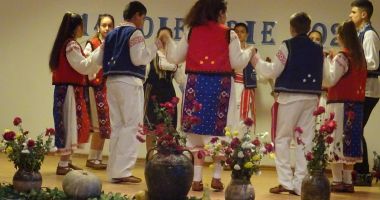 Zilele istorice ale Dobrogei, celebrate de elevii liceului din Deleni - 2