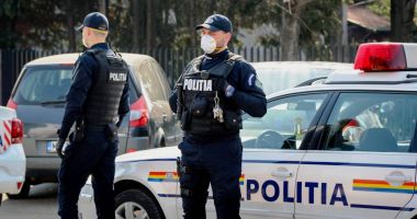 Stire din Eveniment : Șocant: un bărbat înarmat a încercat să răpească o femeie, dintr-un bar din Corbu!