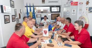 Plachetă de excelență acordată președintelui de onoare al LMP, Dănuț Albu - 2