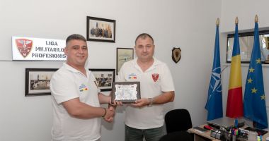 Stire din Eveniment : Plachetă de excelență acordată președintelui de onoare al LMP, Dănuț Albu