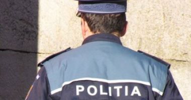 Doi tineri, anchetați pentru distrugerea unei mașini