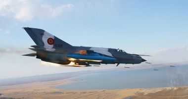Stire din Eveniment : ATERIZARE DE URGENȚĂ a unui MiG-21 LanceR pe aerodromul Mihail Kogălniceanu
