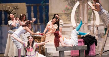 Stire din Cultură-Educație : Gală de balet și operă bufă, pe scena Teatrului „Oleg Danovski”