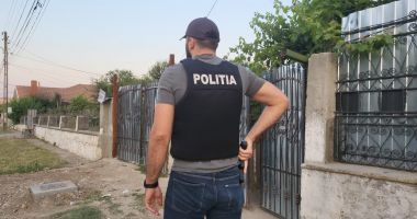 GALERIE FOTO. PERCHEZIȚII LA HOȚII DE CATALIZATOARE. Gruparea acționa în mai multe localități constănțene - 4