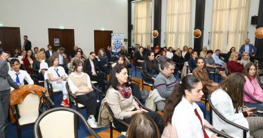 Stire din Cultură-Educație : Elevii din 17 unități școlare constănțene vor participa la proiectul ”Fii avocat în școala ta!”