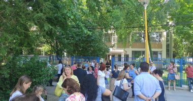 Stire din Cultură-Educație : UPDATE. S-AU AFIŞAT REZULTATELE LA EVALUAREA NAŢIONALĂ 2022. ŞASE MEDII DE 10 LA CONSTANŢA!