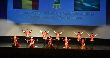 GALERIE FOTO. La sărbătoarea etniei tătare, sala Centrului "Jean Constantin" s-a dovedit neîncăpătoare - 6
