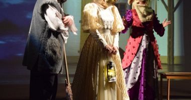 Stire din Cultură-Educație : Poveștile cu tâlc prind viață la Teatrul „Căluțul de mare”, în acest week-end