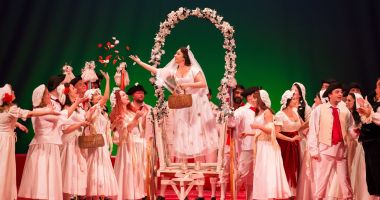 Stire din Cultură-Educație : Spectacolele acestui week-end, pe scena Teatrului ”Oleg Danovski”: opera ”Don Giovanni” și baletul ”Romeo și Julieta”