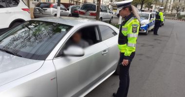 Stire din Eveniment : Mașinile înmatriculate în alte state, verificate de Poliția Rutieră. Sute de permise auto reținute!