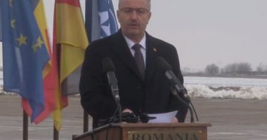 Stire din Eveniment : Ministrul Apărării Naționale, prezent la Mihail Kogălniceanu: "Pericolul este aici, aproape de granițele noastre"